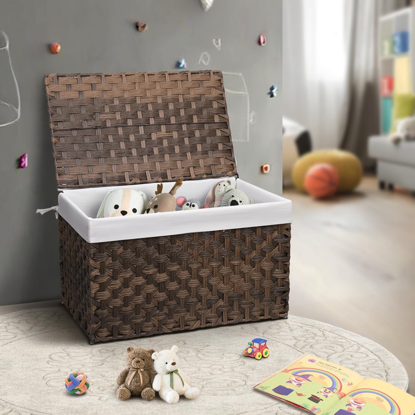 MOORLITER Wicker Storage Basket with Lid, 17.2 Gallon (65L) Small Blanket Basket with Lid, Woven Storage Bin with Handles, Removable Liner, Metal Frame, Foldable, for Bedroom, Laundry Room, Brown