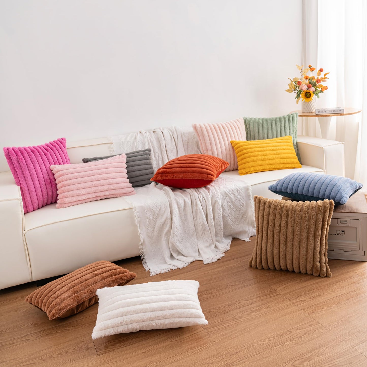 Aegero Pack of 2 Faux Fur Fall Throw Pillow Covers 22x22 Inch, Soft Plush Striped Neutral Couch Pillow Cover, with Velvet Back Modern Home Decor for Sofa Living Room Couch Bed Cream White