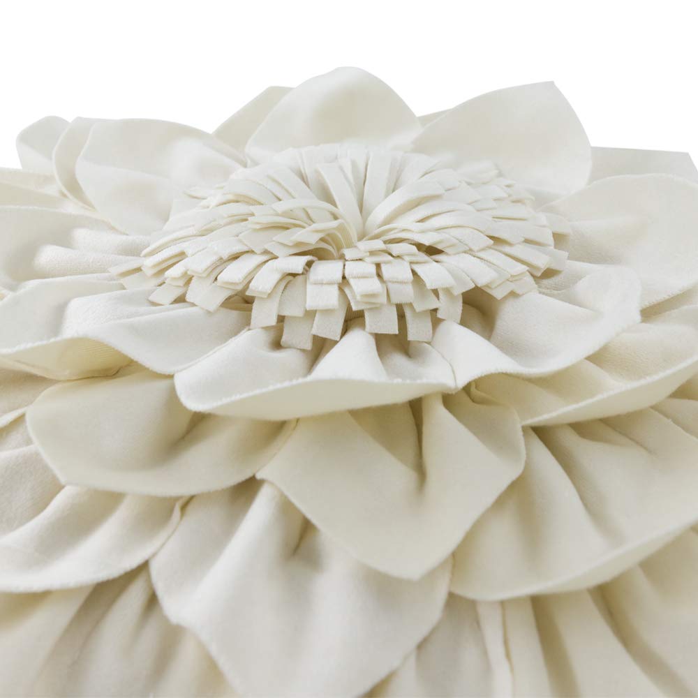 OiseauVoler 3D Flower Decorative Throw Pillow Covers Floral Pillow Shams Soft Velvet Pillowcases Home Sofa Car Bed Room Decor 18 x 18 Inches Cream White