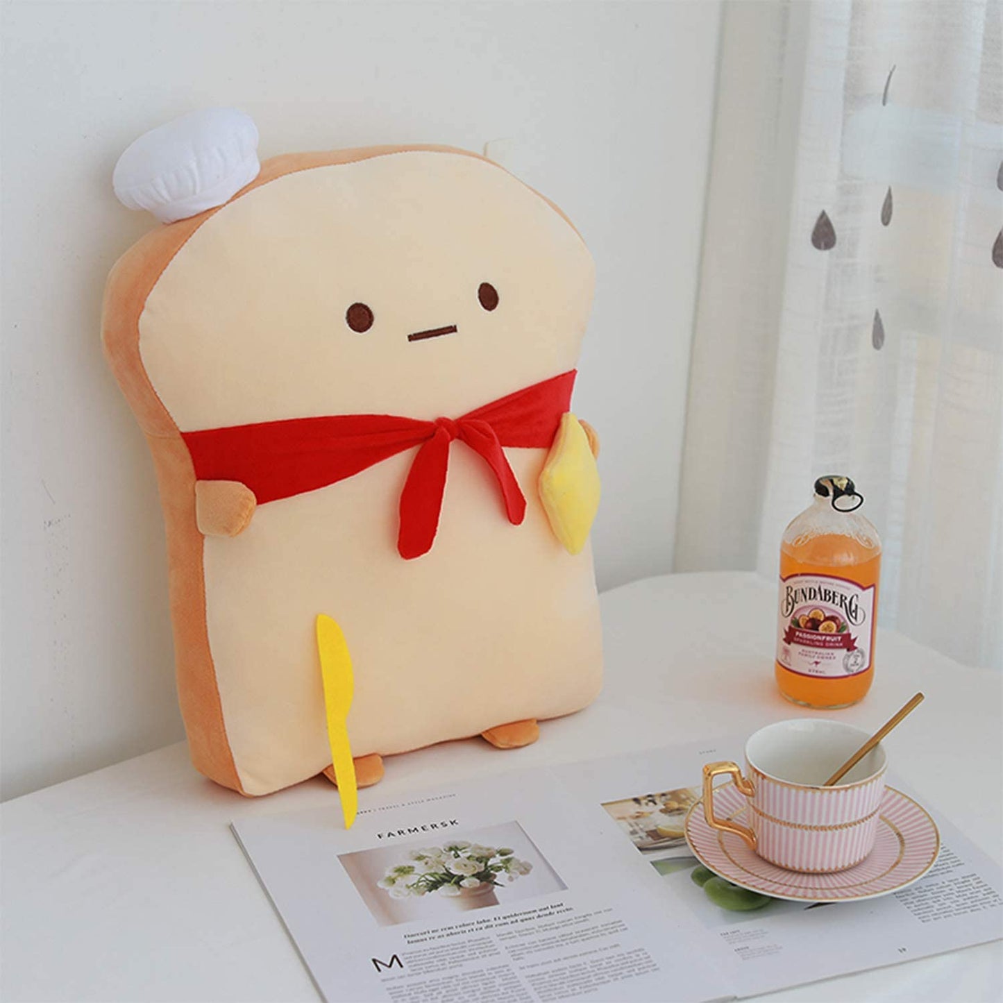 ARELUX 17.7in Funny Toast Bread Pillow,Cute Bread Shape Plush Hugging Pillow,Soft Toast Food Sofa Cushion for Home Decor,Plush Toy Gifts for Kids Birthday