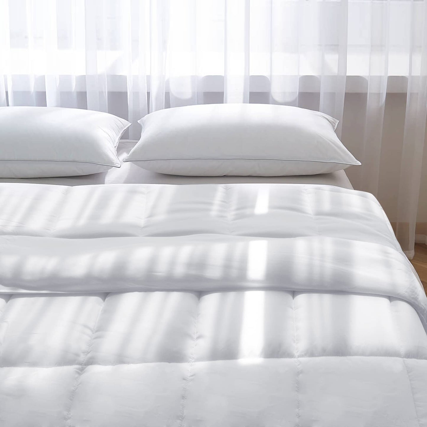 Down Alternative Comforter Queen/Full Size White, Queen Bed Quilted Comforter with Corner Tab, Warm, Lightweight, All Season, Plush Siliconized Fiber Filling - Box Stitched