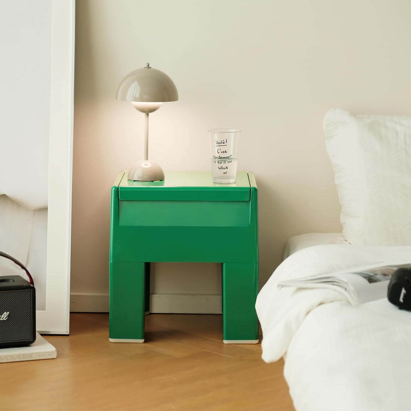 Permory Colorful Plastic Nightstand, Easy-to-Assemble Side Table with Storage (Green)