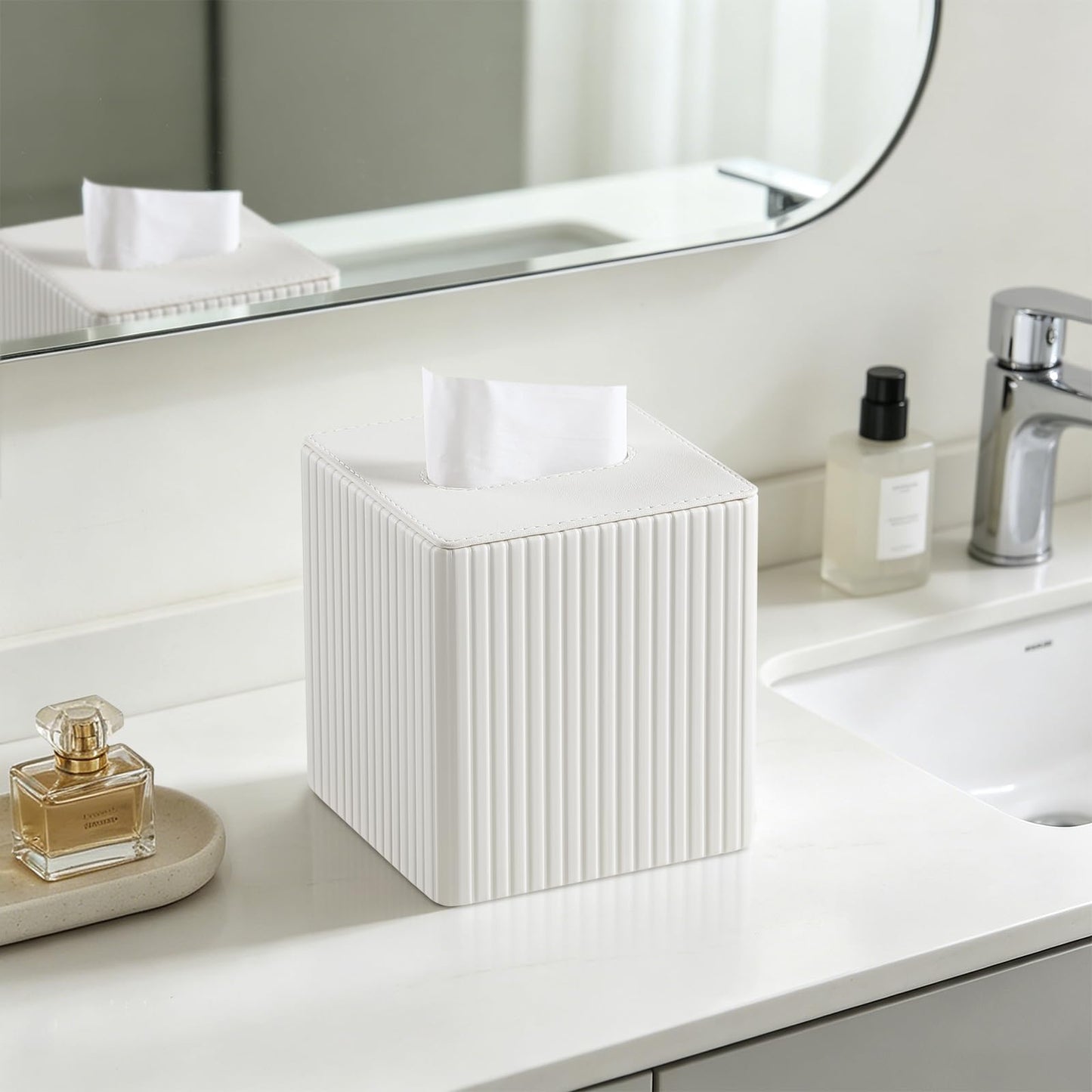MEIBOOCH PU Leather Tissue Box Cover Square Tissue Box Holder with Magnetic Closure (Ivory)