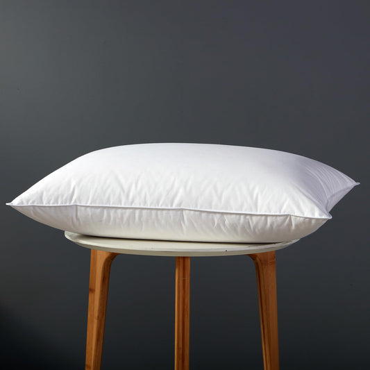 Globon Medium Firm Down Pillow Queen Size, Premium Down and Feather Filled Bed Pillow for Sleeping, 100% Cotton Shell 430 TC 600 Fill Power, Hotel Collection Down Feather Pillow 20" x 30" 1 Pack
