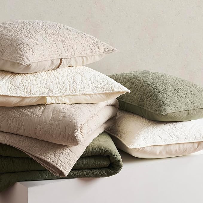 EVERGRACE 100% Cotton Paisley Quilt Set, Queen Size 3 Piece Set – Prewashed Lightweight Bedspread with 2 Shams, Soft & Breathable Coverlet for All-Season Comfort, Olive Green