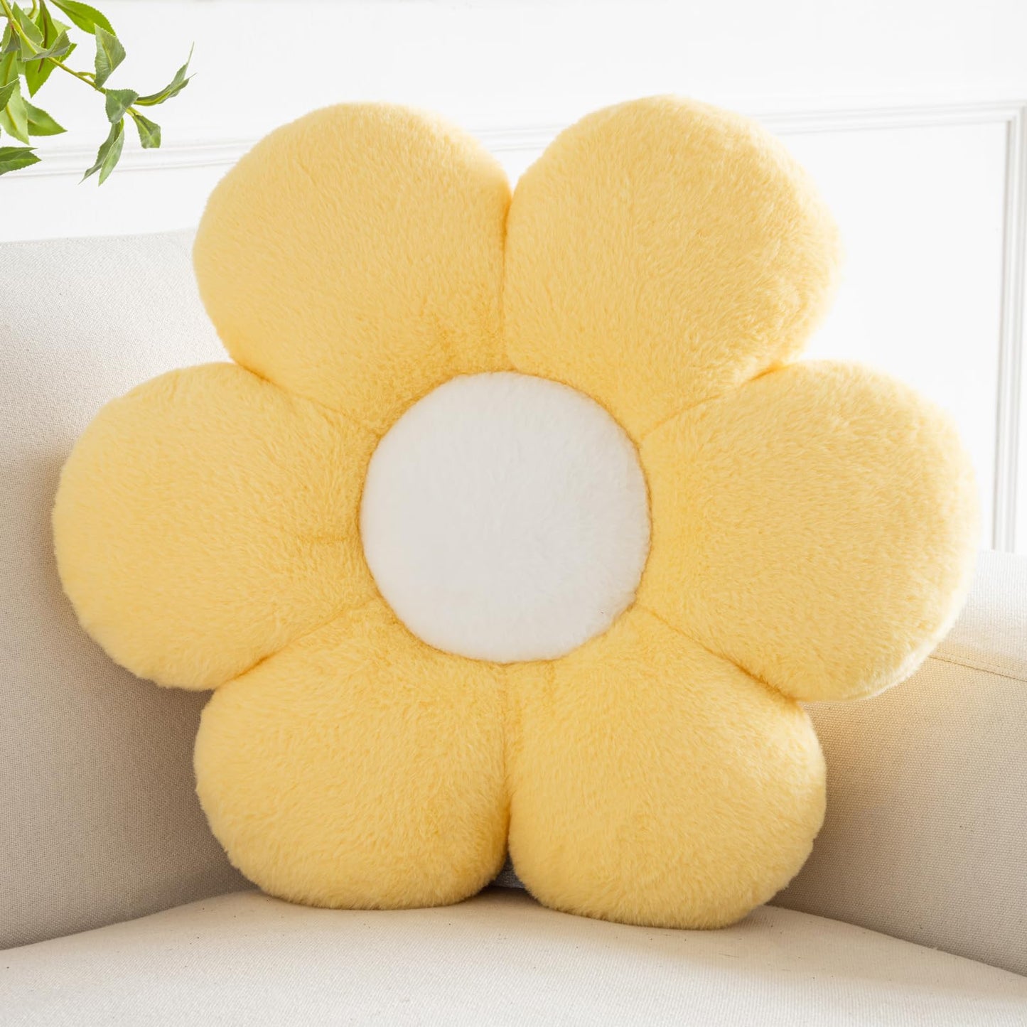 Xiashrk Flower Pillows, Decorative Pillows for Couch, Cute Daisy Pillow for Bed, Flower Shaped Decorative Throw Pillow Room Decor (Yellow, 14.9 Inches)