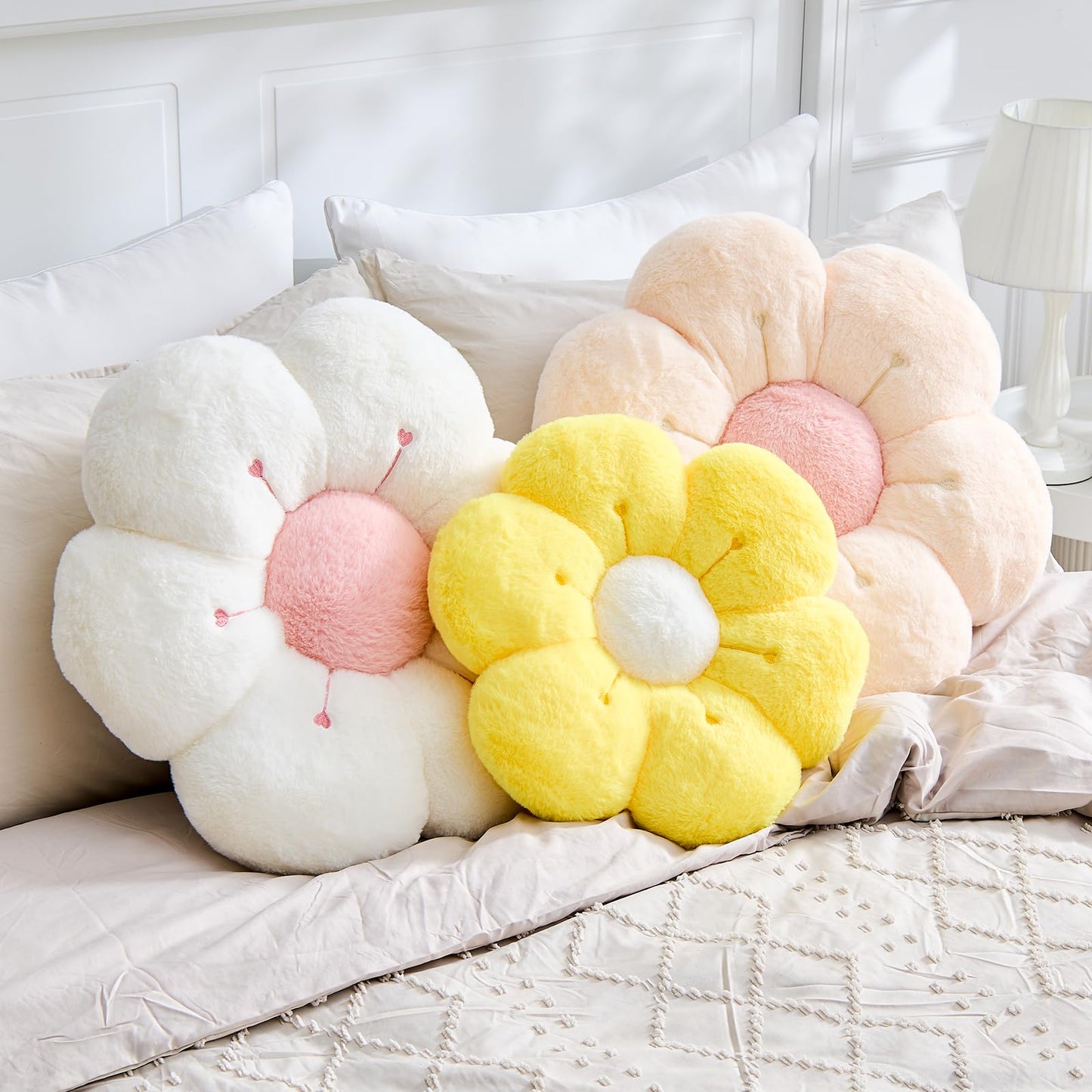 VBGYA Flower Pillow Cute Flower Shaped Pillows Decorative Throw Pillows Aesthetic Home Decor Floral Daisy Cushion for Bed (Yellow, 14.9 Inch)
