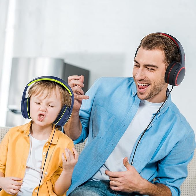 RORSOU R10 Over-Ear Headphones with Microphone, Lightweight Folding Stereo Bass Headset with 1.5M No-Tangle Cord, Portable Wired Headphones for Smartphone Tablet Computer MP3 / 4 (Blue)