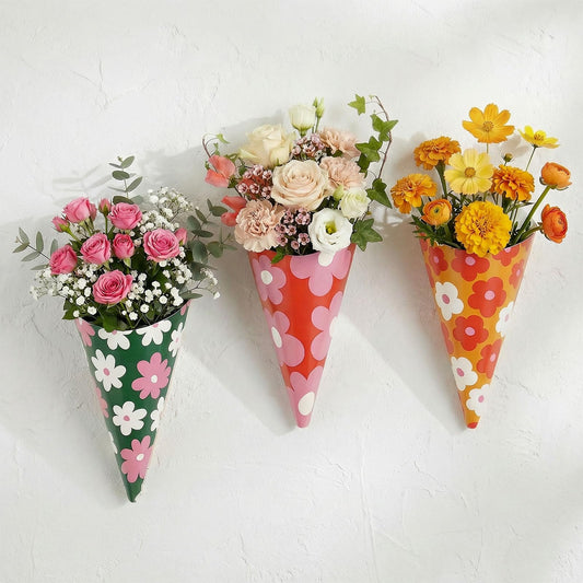 AIM & GGKK Floral Wall Vases - Set of 3 Flower Pattern Metal Wall Flower Vases for for Modern Home Decor, Entryway, Hallway, Bathroom, Living Room, Dining Room, Narrow Spaces