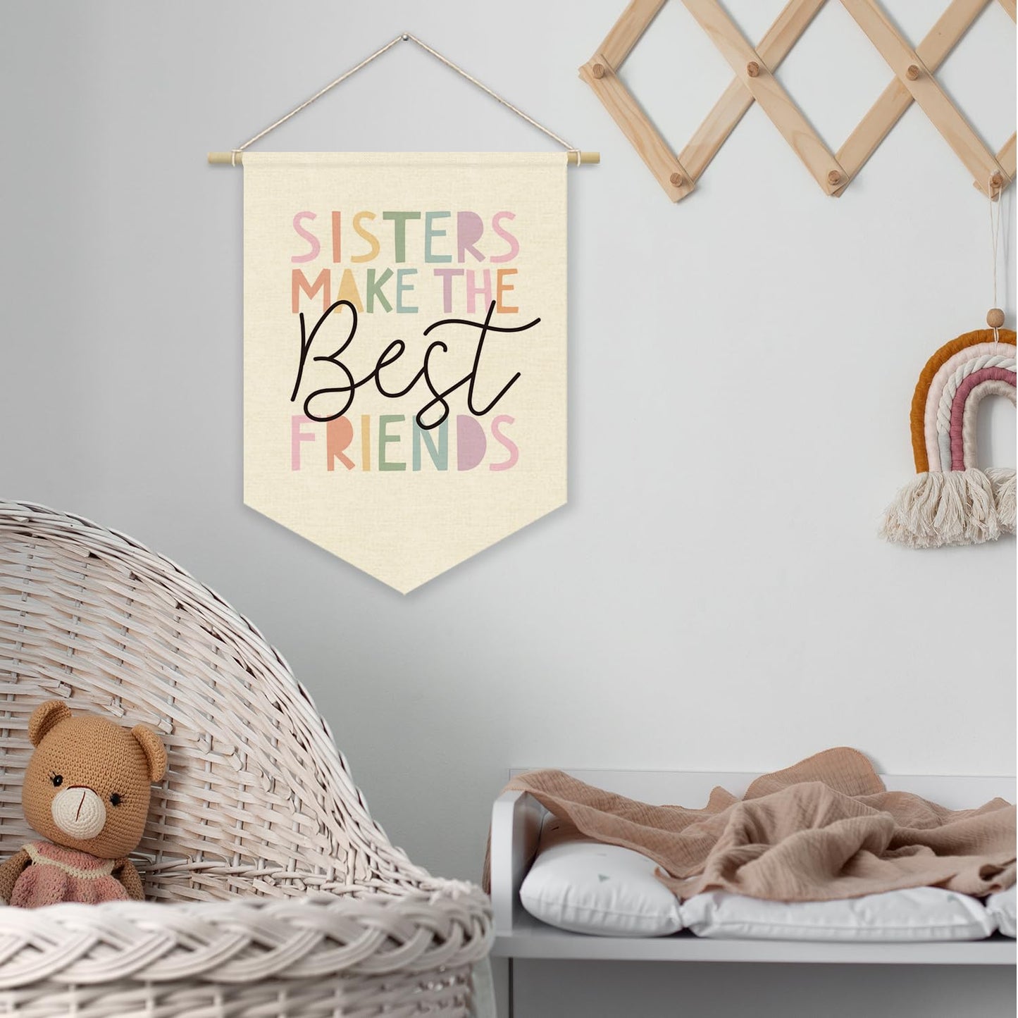 XYDEG Girls Room Wall Art Decor,Cute Toddler Girl Room Pink Nursery Bedroom Playroom Canvas Banner Decorations,Sisters Make The Best Friends Wall Hanging Pennant Flag Banner for Teen Little Girls