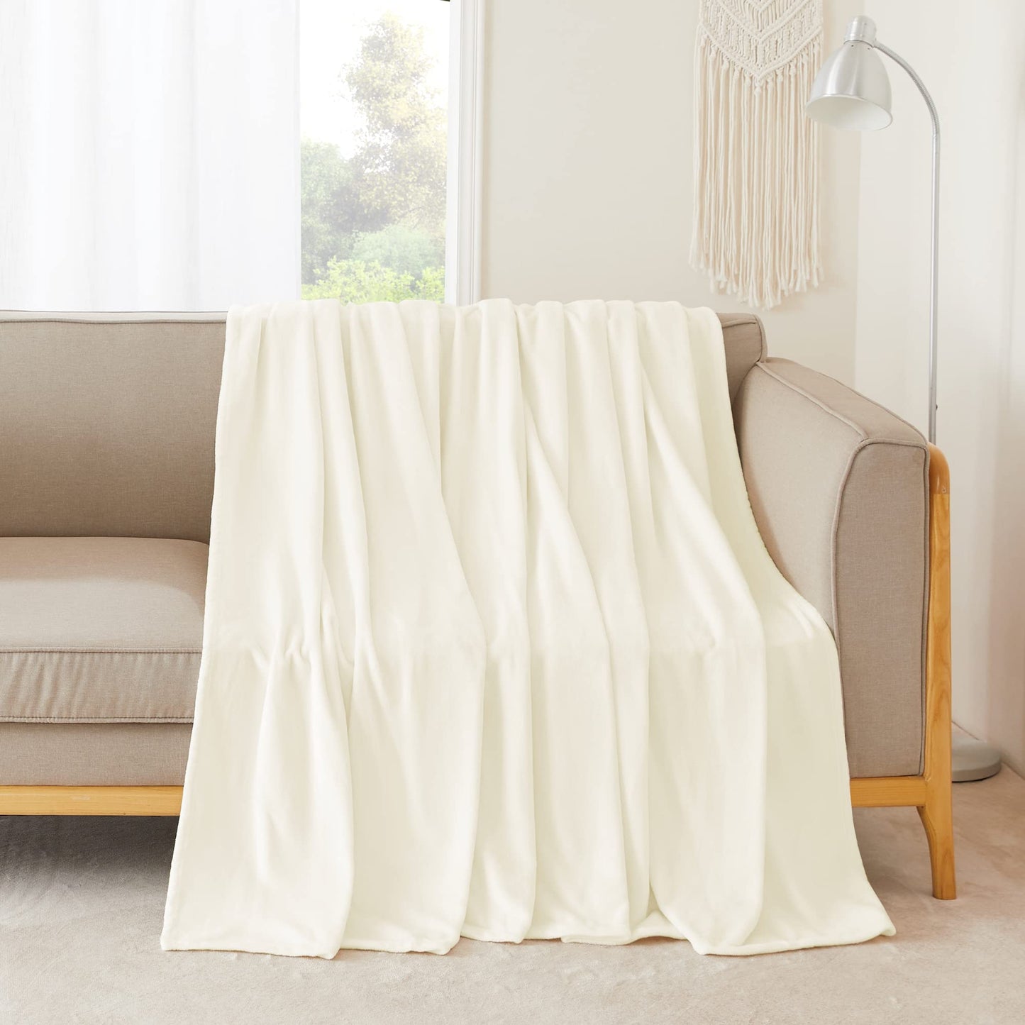 NICETOWN White Fleece Bed Blanket Queen Size - Flannel Super Soft Bed Cozy Microfiber Plush Fuzzy Blankets for Couch Sofa Decoration, 90 x 90 inches