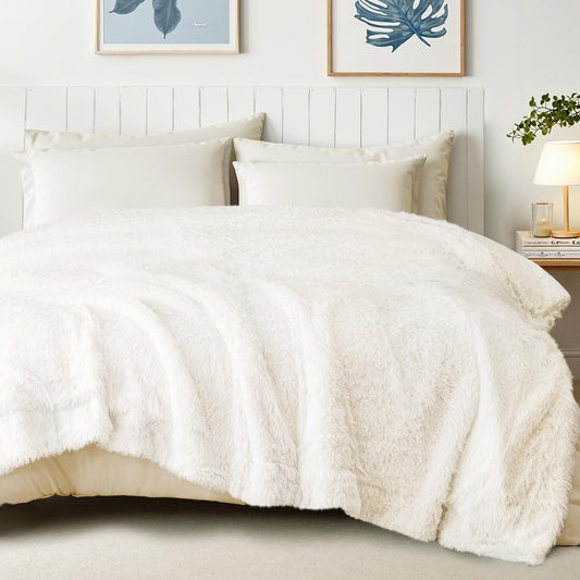 Exclusivo Mezcla Fuzzy Faux Fur Bed Blanket Queen Size, Reversible Shaggy Sherpa Fleece Blankets, Fluffy Plush Warm Throws for Couch, Bed, 90X90 Inches, White