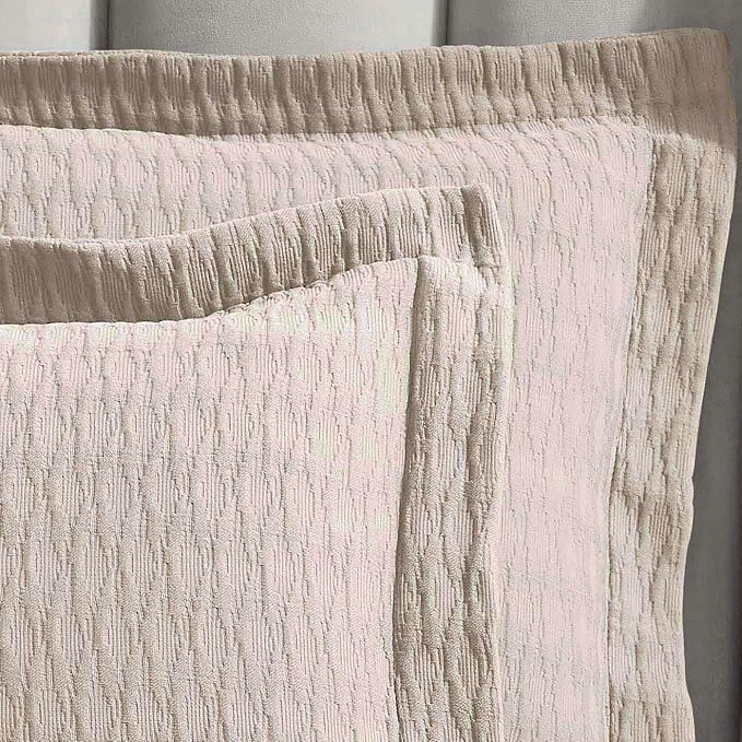 Superior 3 Piece Cotton Bedspread Set, Home Bed Decor, Decorative Bed Spread, 2 Pillow Shams, Medium Weight Blanket, Matelasse Coverlet, Bedding Essentials, Calvert Collection, Queen, Beige