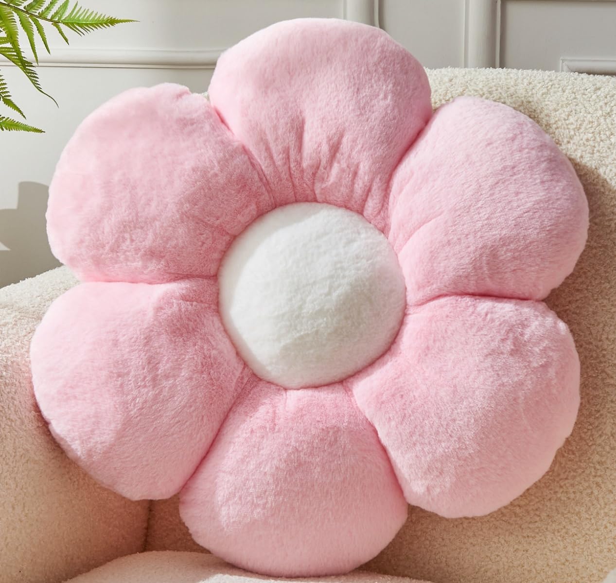 Vdoioe Pink Flower Pillow，Flower Shaped Throw Pillow 15.7In Daisy Pillow Cushion Cute Flower Seating Cushion Home Decorative Pillows for Sofa Couch Bed