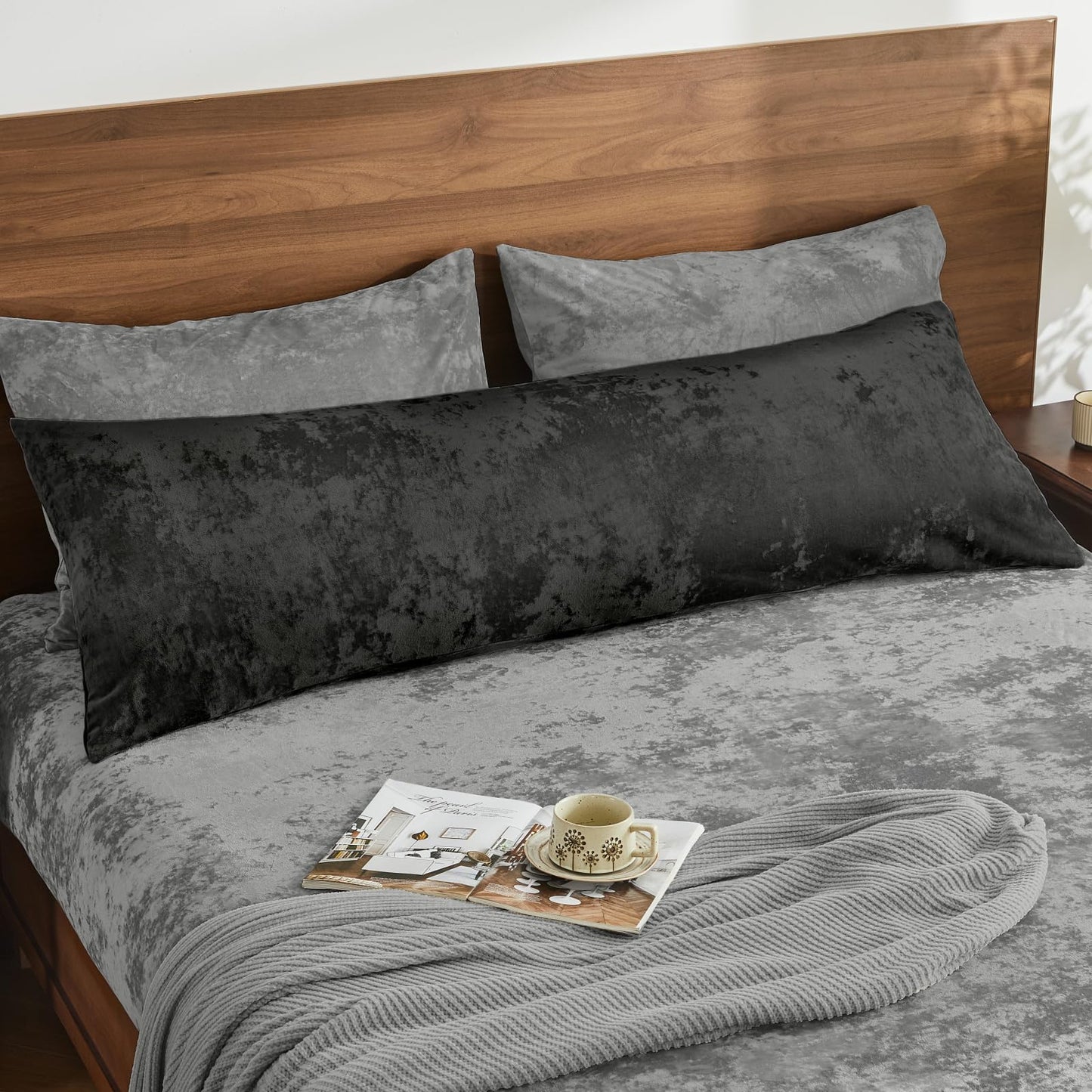 BEDELITE Velvet Body Pillow Cover with Zipper, Soft and Plush 20x54 Long Pillow Case, Velvety Smooth and Cozy Body Pillow Pillowcase for Bedroom and Couch, for All Seasons(Black)