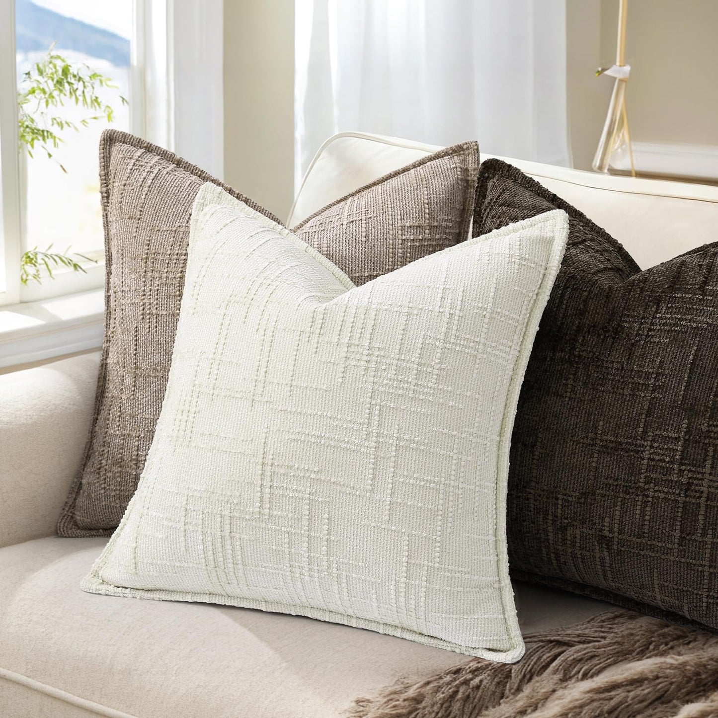 decorUhome Chenille Throw Pillow Covers 26x26 Set of 2, Soft Textured Slubby Modern Decorative Pillow Covers with Elegant Design for Couch, Sofa, Living Room, Chocolate