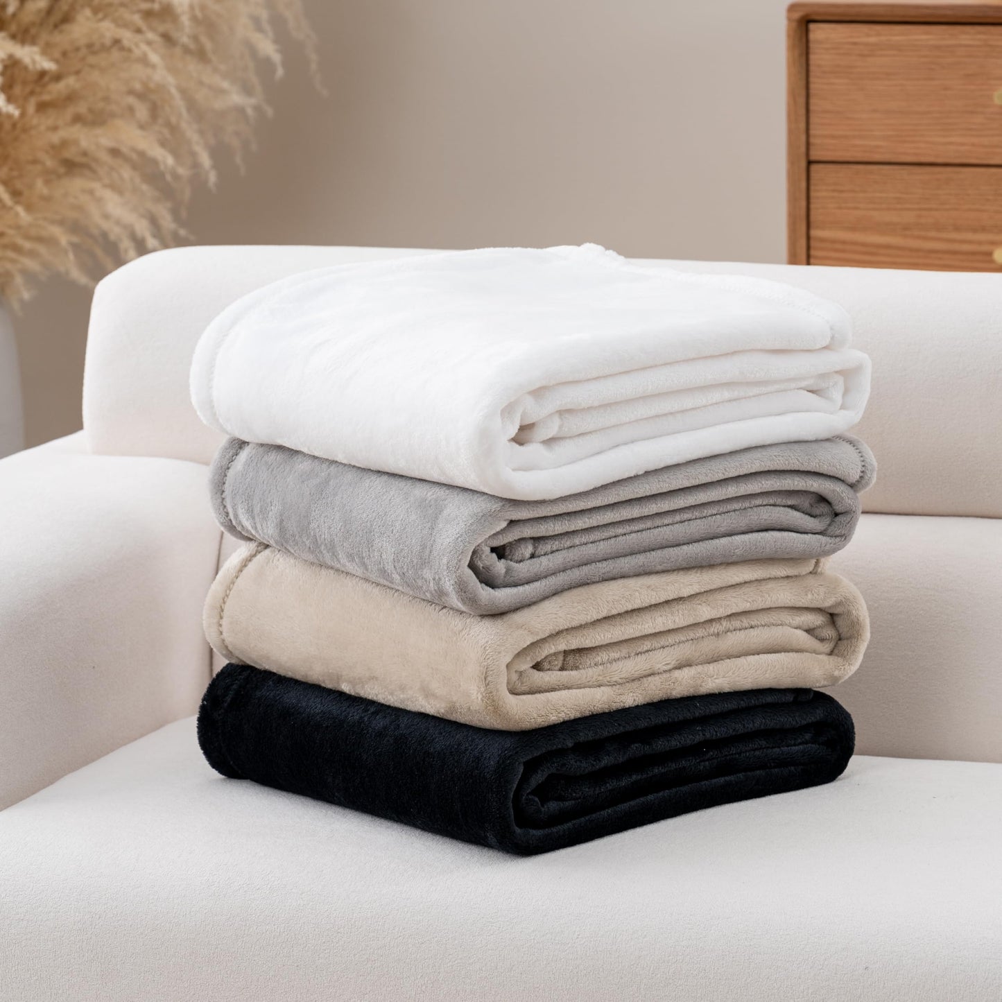 Sushing Luxury Fleece Warm Blanket, Soft Lightweight Velvety Plush Blanket for Sofa and Bed, Cozy Comfy for All Seasons(True White, 90×90 Inches)