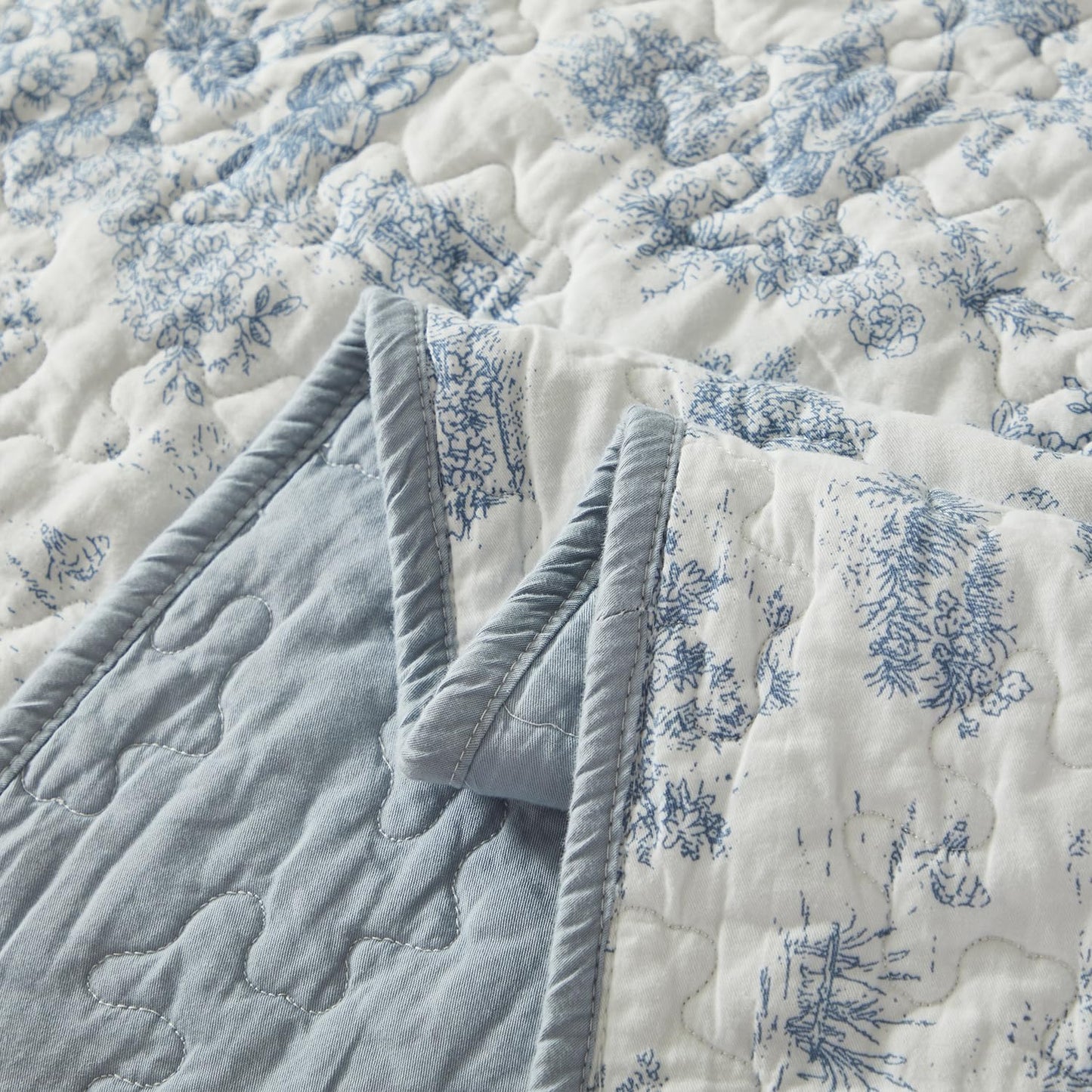 Brandream Quilted Pillow Shams Set of 2 Standard Size Cotton Pillow Cases Toile Bedding Blue and White Decorative Pillow Covers