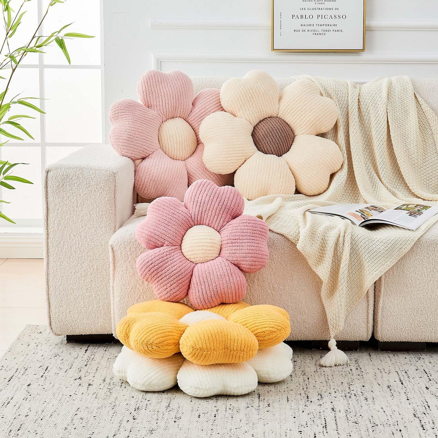 Kcvvcr Flower Throw Pillow, Cute Flower Shaped Pillow Decorative Throw Pillow for Bed Couch, Soft Daisy Pillows Floor Seating Cushion Cushions (14.9 Inch Light Pink)