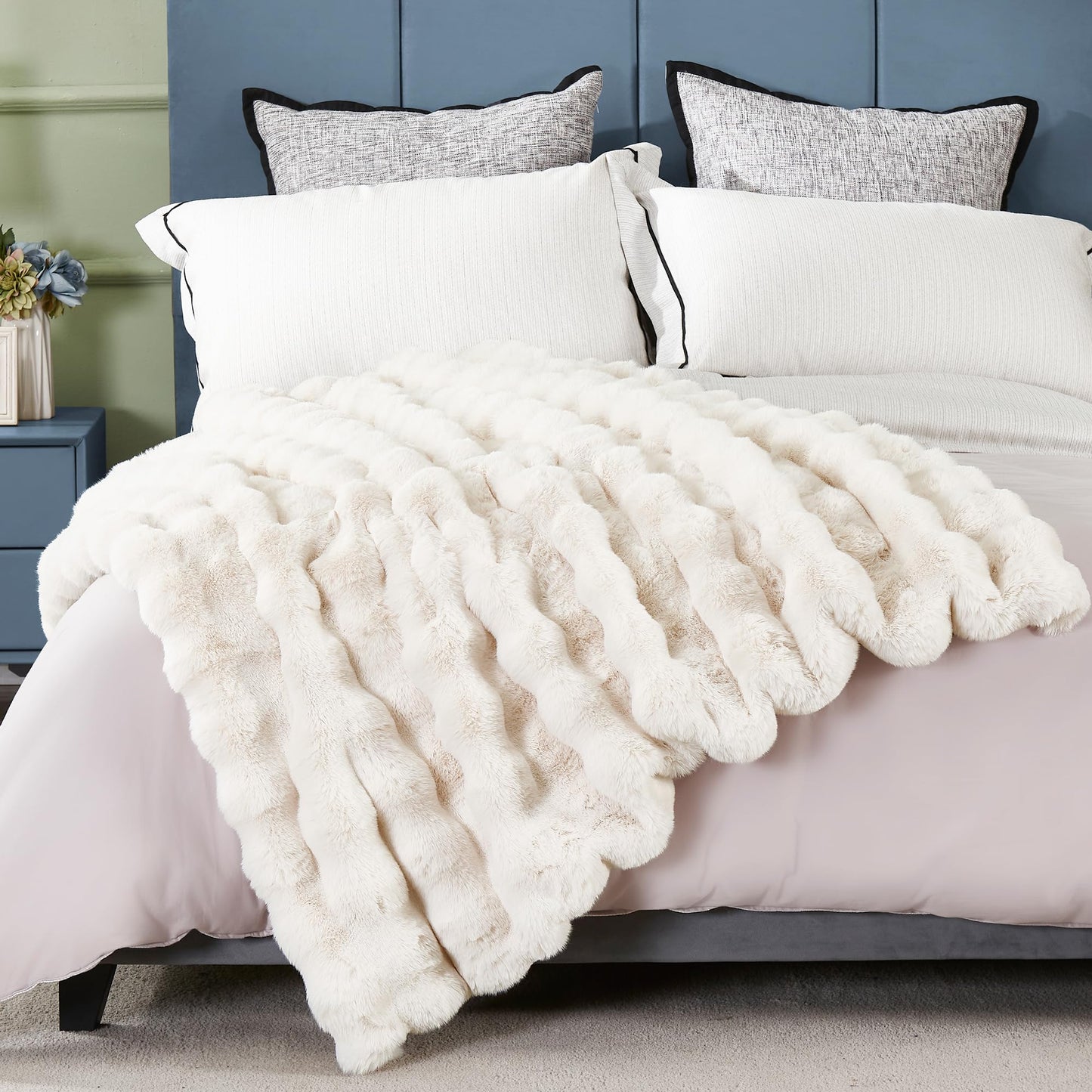 JONIYEAR Extra Large Soft Fuzzy Bubble Faux Rabbit Fur Bed Blanket Queen Size 80" x 90", Decorative Big Thick Warm Fluffy Blanket for Winter, Luxury Cute Cozy Shaggy Comfy Furry Blankets, Cream White