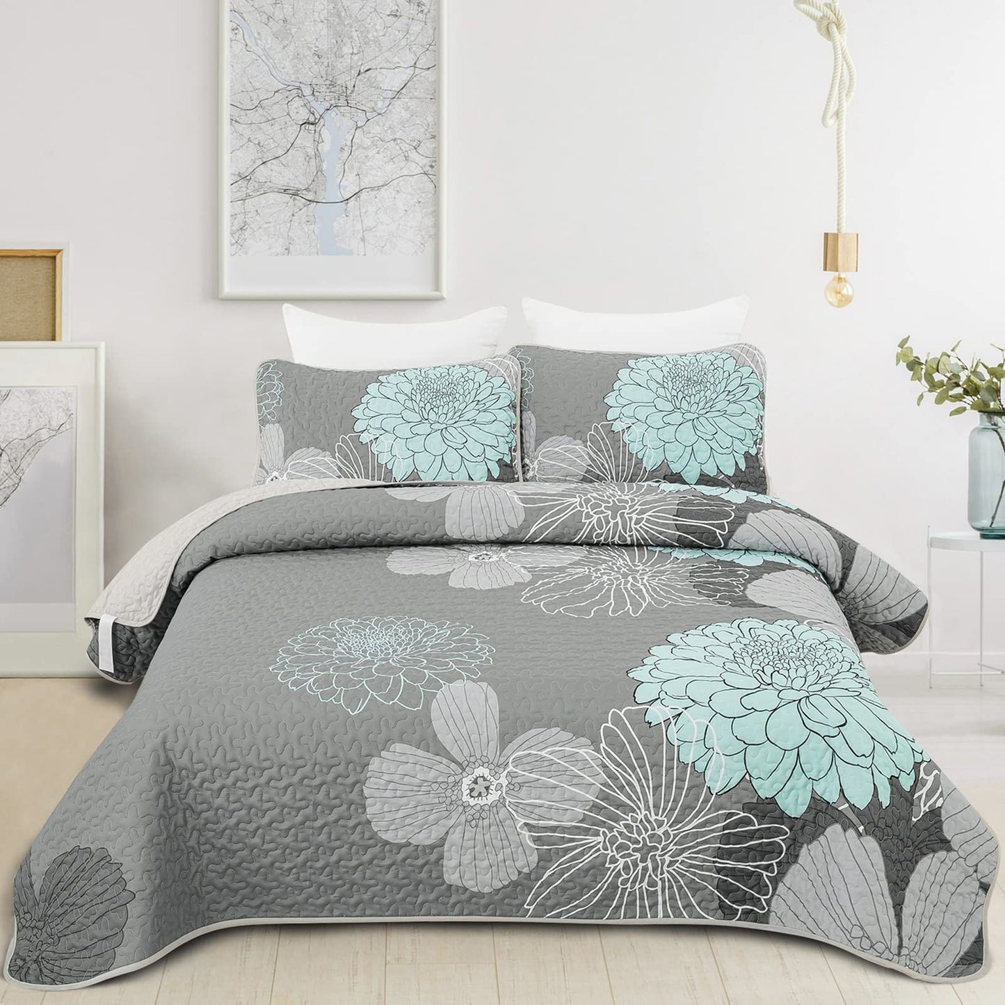 Anibedding Green Floral Queen Size Quilt Set - 3 Pieces Boho Flower Quilt Coverlet Elegant Bohemian Bedspread with 2 Pillowcases Soft Lightweight Bedding Quilts for Adults (Green,96"x90")