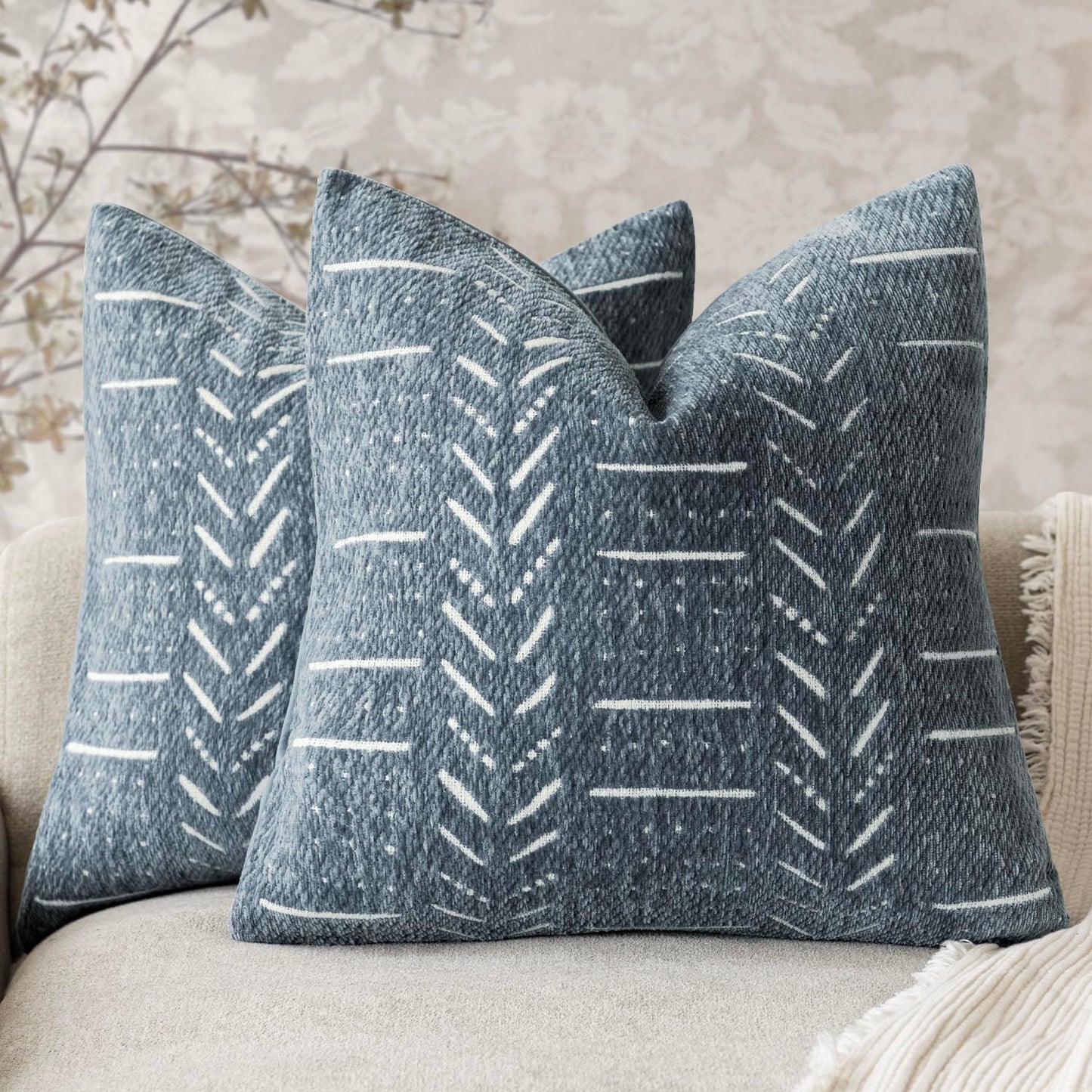 Vivrudil Home Décor Decorative Boho Accent Chenille Throw Pillow Covers Textured Neutral Cushion Covers Soft Farmhouse Pillowcase for Couch Sofa Chair Bed Living Room, 18×18 Inch, Set of 2, Dusty Blue