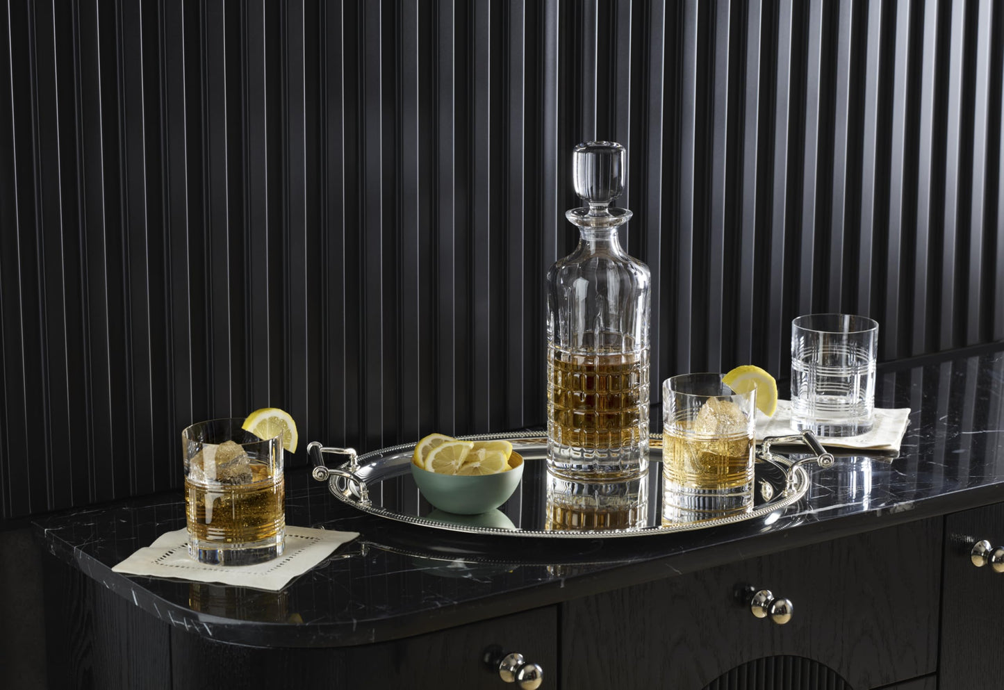 Reed and Barton Kitchen and Dining, Gallery Oval Silverplate Tray with Handles, Silverplated Material, Handwash, Serving Trays, Round Tray, Home & Kitchen Accessories (Silver, 1 Piece, 13x17 Inch)