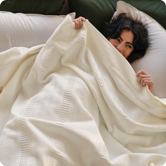 Bedsure 100% Certified Organic Cotton Blanket - Queen Size, Soft & Breathable Luxury Blankets for Bed, All Seasons Waffle & Herringbone PureWoven Textured Thermal Blanket for Adults, Kids, White
