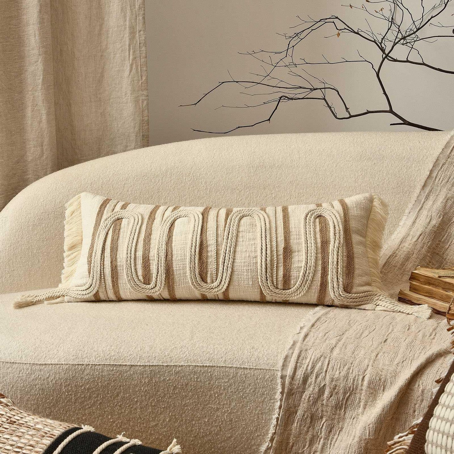 AIBU HOME Decorative Lumbar Pillow Cover 12x28, Handwoven Boho Long Body Pillow for Bed Farmhouse Lumbar Throw Pillow, Cotton Linen Tassel Cushion Case for Sofa, Living Room, Bedroom(Beige)