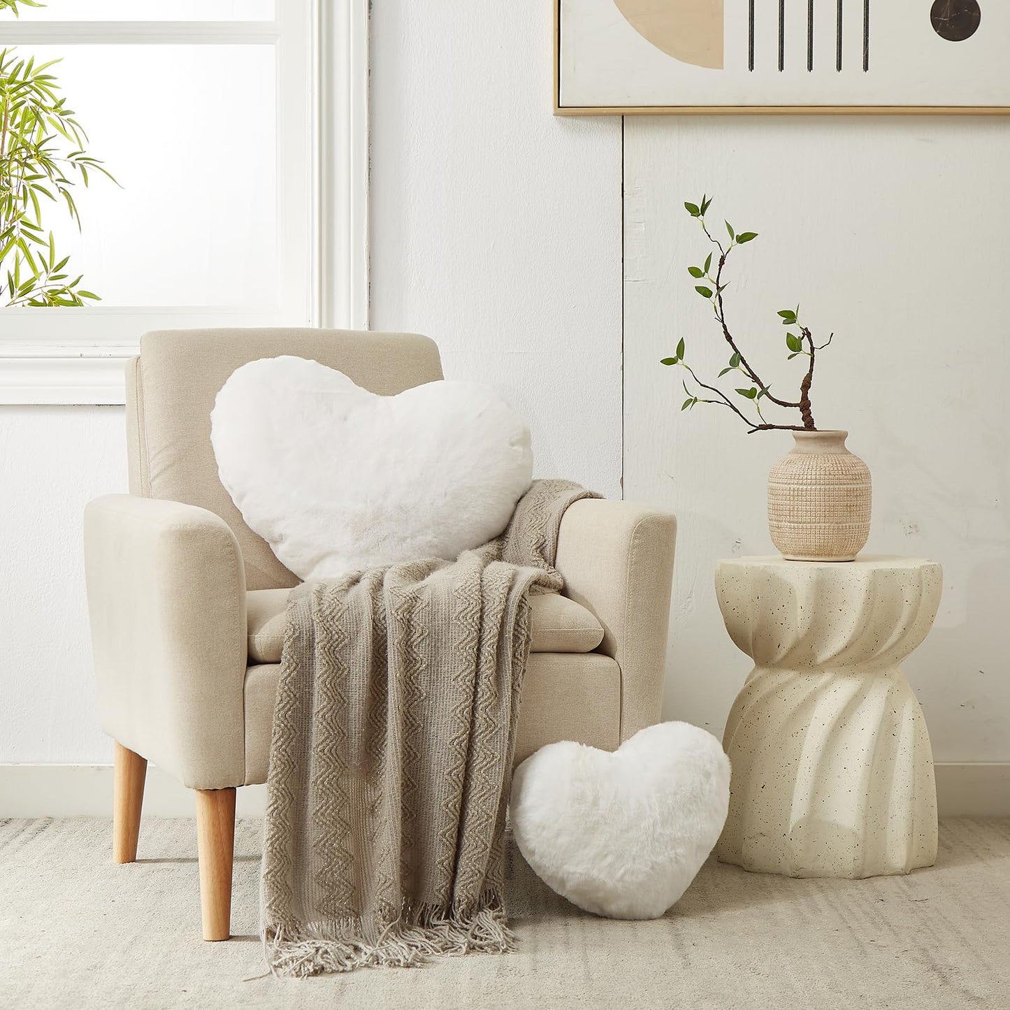 YRXRUS Heart Pillows, Love Heart Shaped Pillow, White Cute Heart Pillow for Gifts, Shaped Throw Pillows for Her, Kids, Women, Girls Home Decoration, Faux Rabbit Fur 10X11 Inch