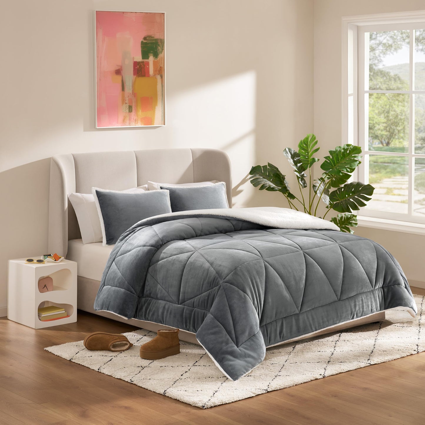 UGG Nita Full/Queen Comforter Set with 2 Pillow Shams Plush Down Alternative Bedding, Soft Warm Fluffy Comforter, Hypoallergenic & Breathable, Reversible 3 Piece Bed Set, Full/Queen, Seal Grey