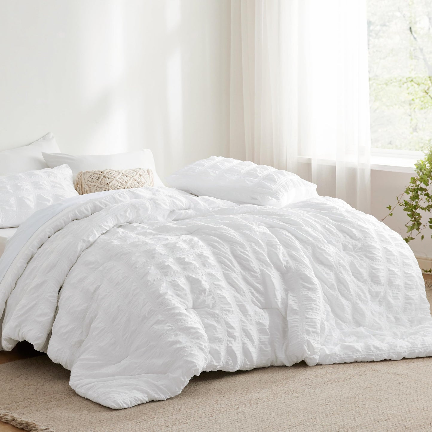 Bedsure White Queen Comforter Sets -7 Piece Seersucker, Cloud Comforter Queen Size Bed in a Bag, Lightweight Soft White Comforter Set with Comforters, Sheets, Pillowcases & Shams