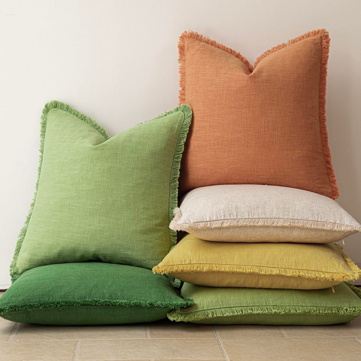 Foindtower Set of 2 Decorative Linen Fringe Throw Pillow Covers Cozy Boho Farmhouse Cushion Cover with Tassels Soft Accent Pillowcase for Couch Sofa Bed Living Room Home Decor,18×18 Inch,Dusty Orange