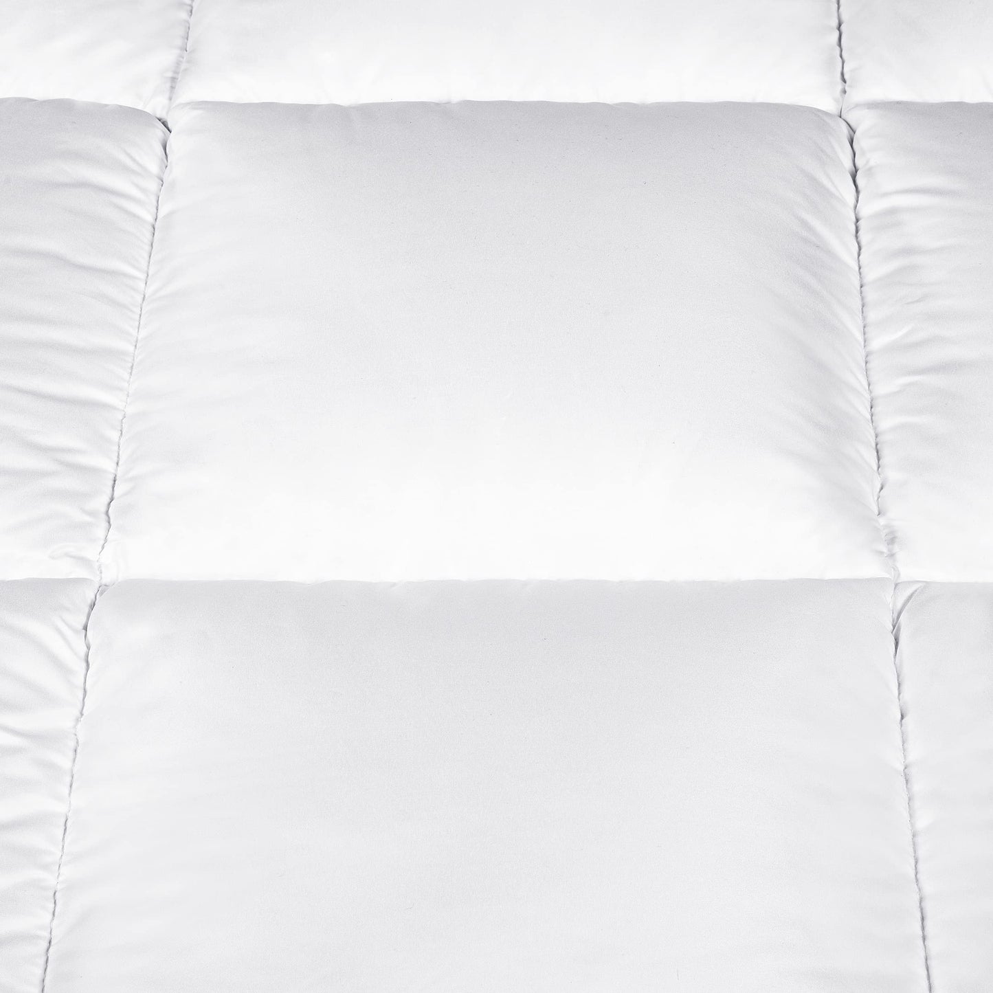 Serta Down Illusion Extra Warmth Hypoallergenic Down Alternative Comforter with Corner Loops, Twin/Twin XL, White