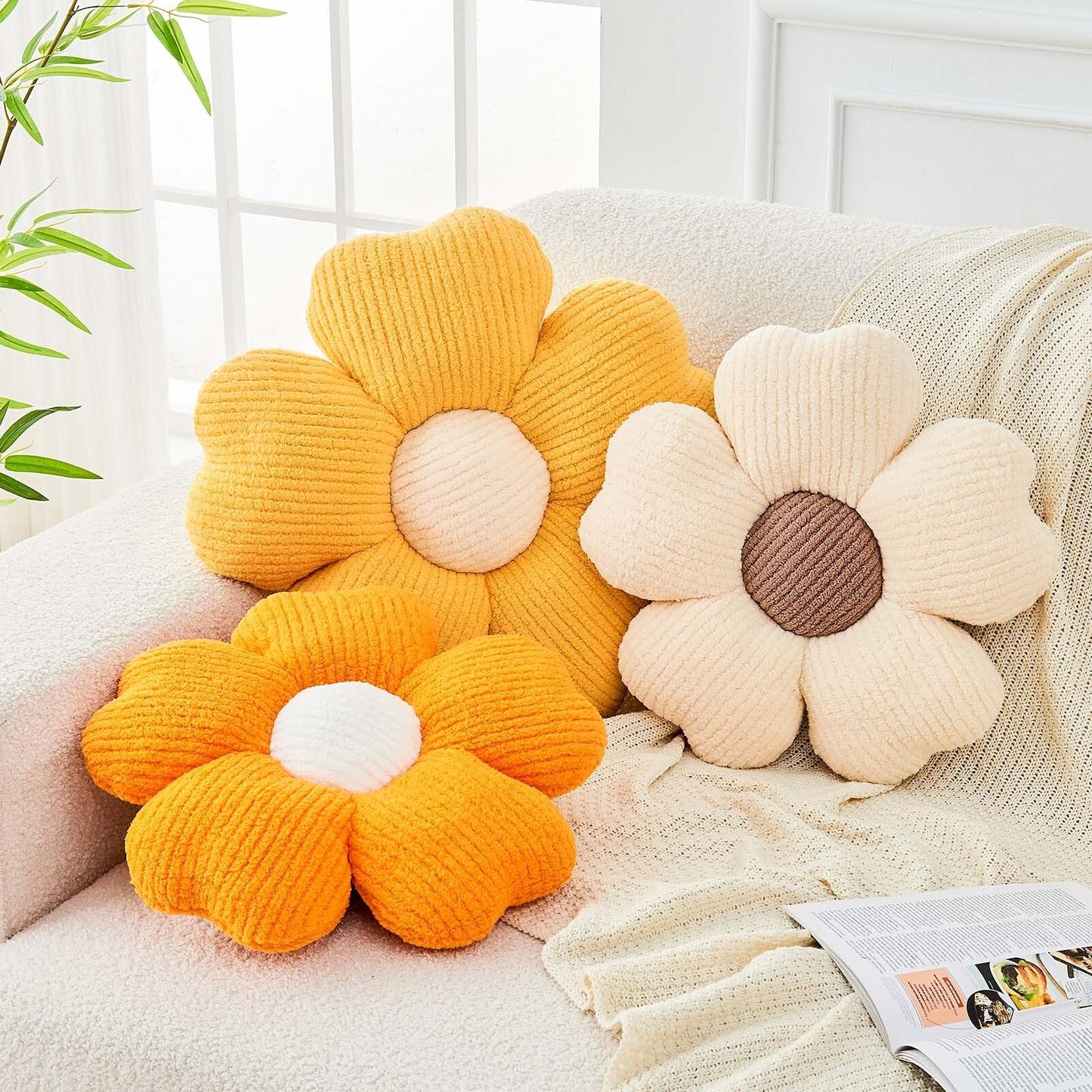 Kcvvcr Flower Throw Pillow, Cute Flower Shaped Pillow Decorative Throw Pillow for Bed Couch, Soft Daisy Pillows Floor Seating Cushion Cushions (19.6 Inch Yellow)