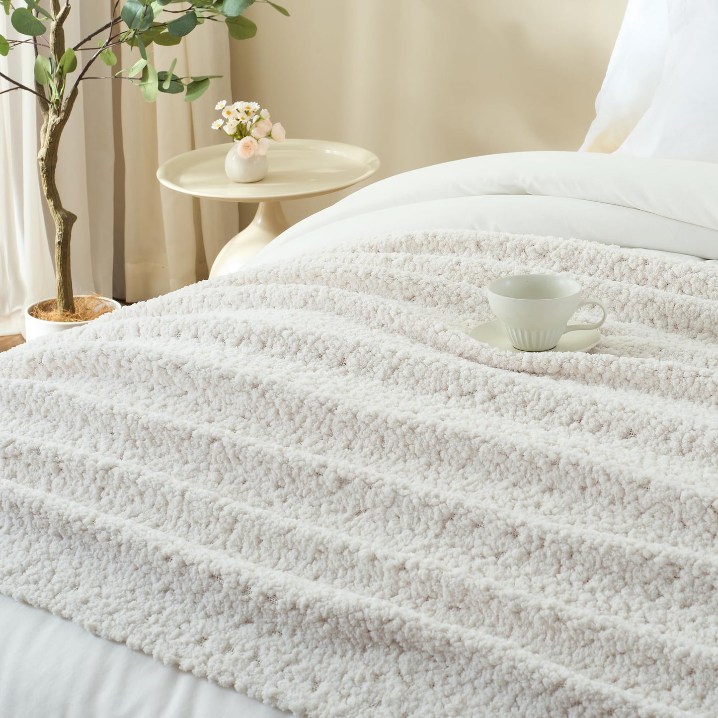 LONG CREATE Throw Blanket for Couch, White Luxury Knitted Throws 50"x60", Textured Blankets with Handmade Fringe Tassels for Bed Sofa Decorative, Chunky Soft Farmhouse Boho Home Decor