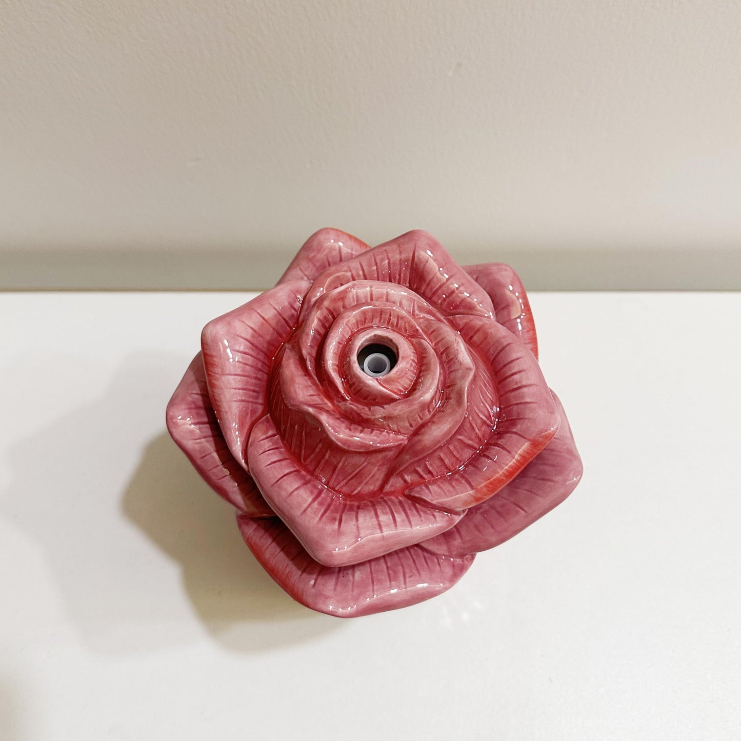Ceramic Hand-Painted Rose Essential Oil Diffuser ，80 ml Timers Night Lights and Auto Off Function Home Office Humidifier (Rosered)