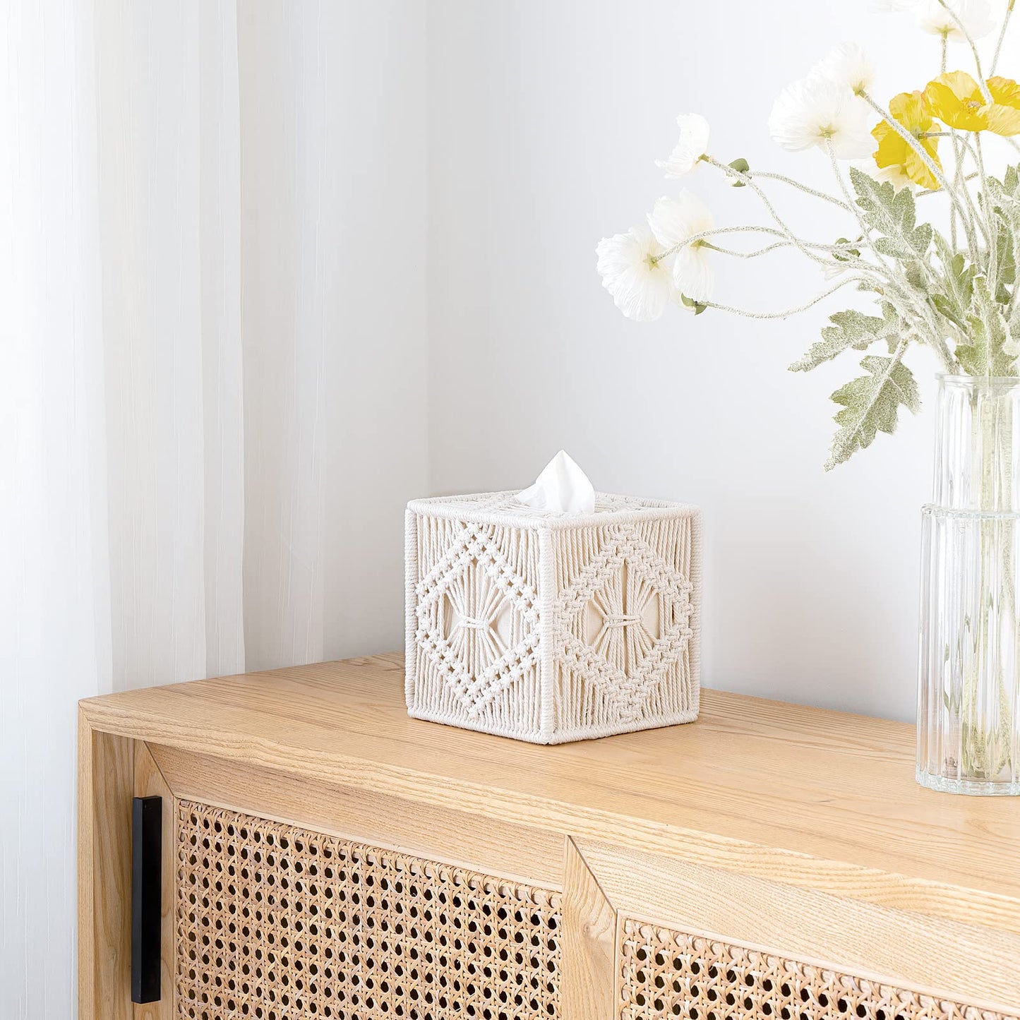 Mkono Tissue Box Cover Macrame Square Open-Bottom Tissue Box Holder Boho Decor Tissue Organizer Bohemian Handmade Woven Tissue Cube Box for Bathroom Bedroom Dresser Living Room Office Dorm, Ivory