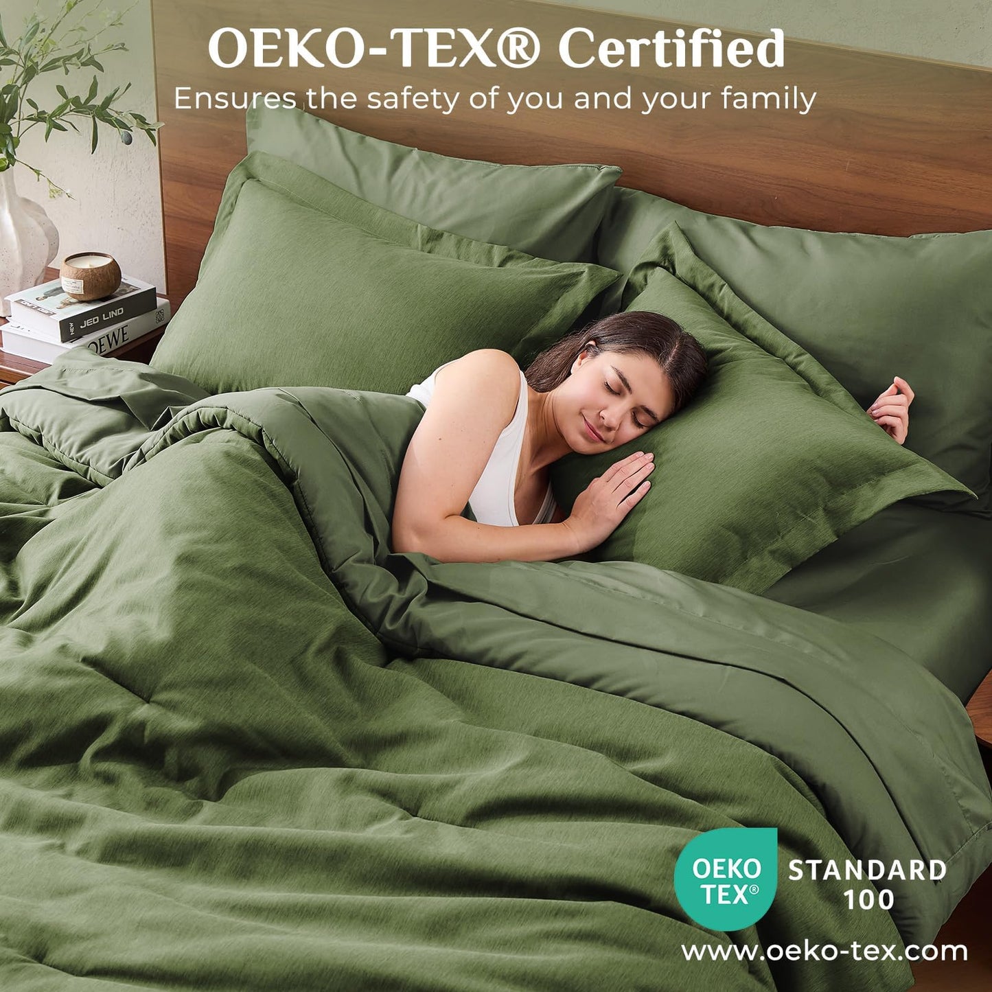 JOLLYVOGUE Queen Comforter Set Dark Green, Cationic Dyeing Bed in a Bag Queen 7 Pieces, Double-Tone Bedding Set with Down Alternative Comforter, Sheets, Pillowcases & Shams