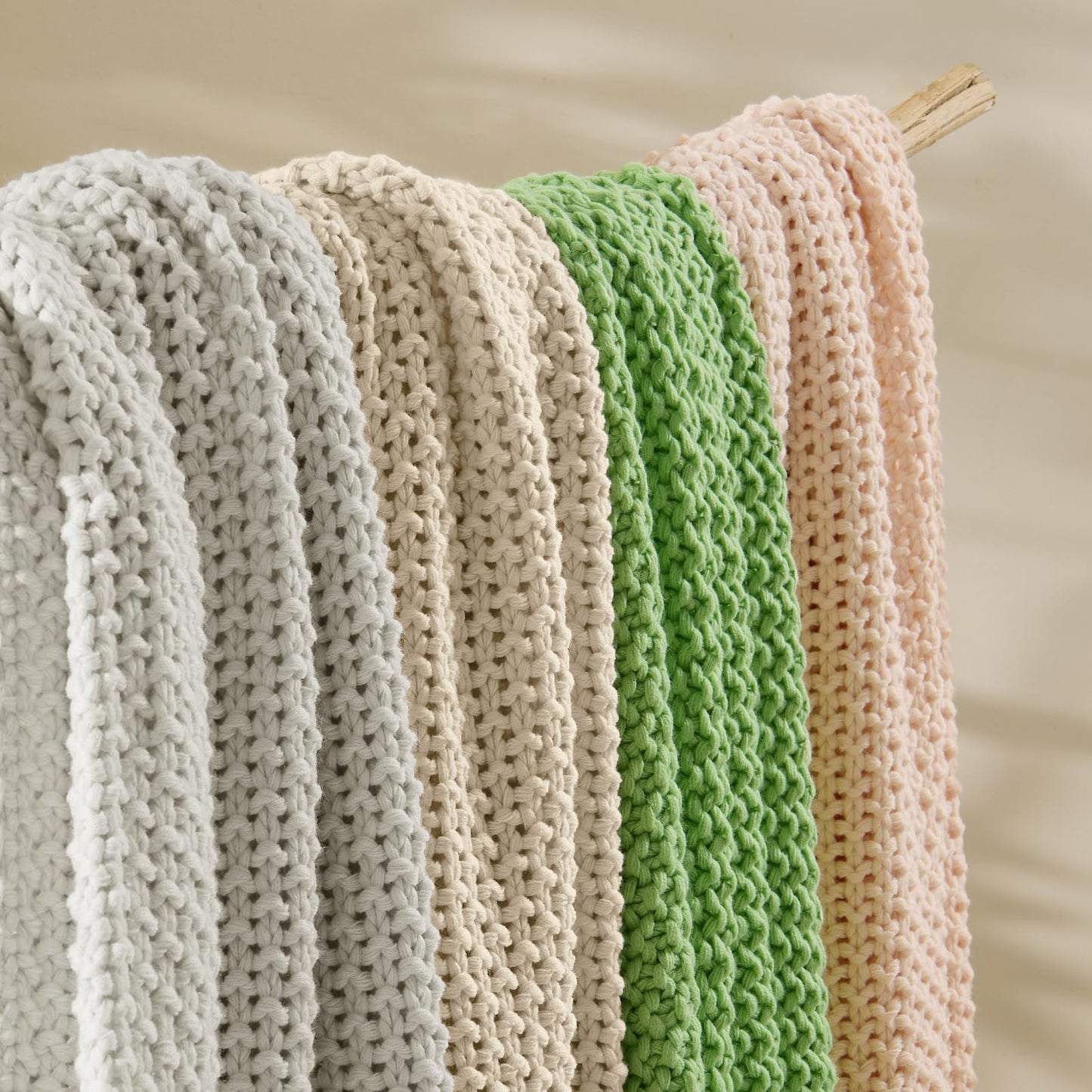 BEDELITE Cozy Chunky Cable Knit Throw Blanket for Couch