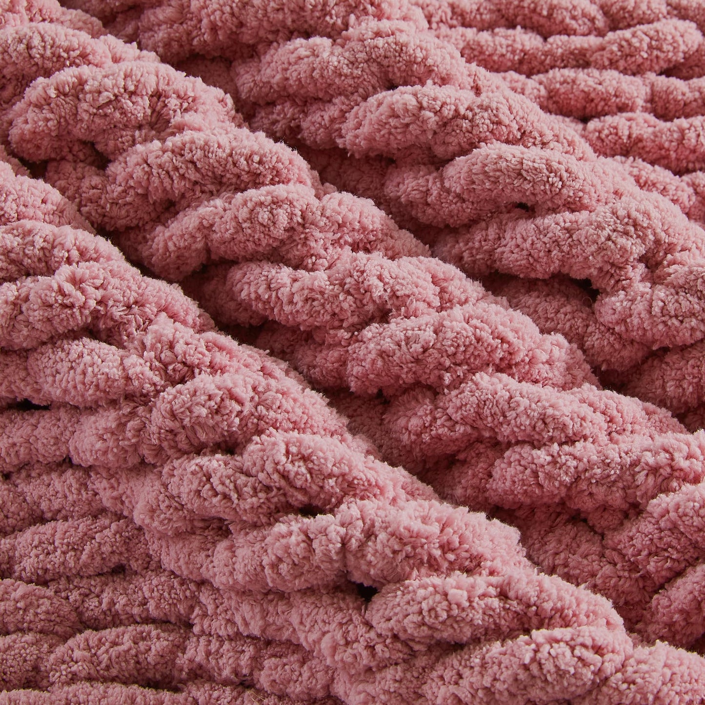 Carriediosa Chunky Knit Throw Blanket 50" X 60", 100% Hand Made Large Chenille Loop Yarn Soft Fluffy Throws for Couch Sofa Bed, Big Crochet Cozy Heavy Thick Cable Woven Blanket, Mauve