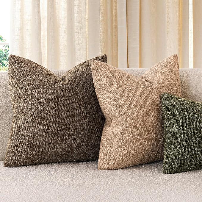 Foindtower Decorative Textured Boucle Throw Pillow Covers Accent Solid Pillow Cases Neutral Soft Cozy Couch Cushion Case for Chair Sofa Bedroom Living Room Home Decor 20x20 Inch,1PC,Chocolate
