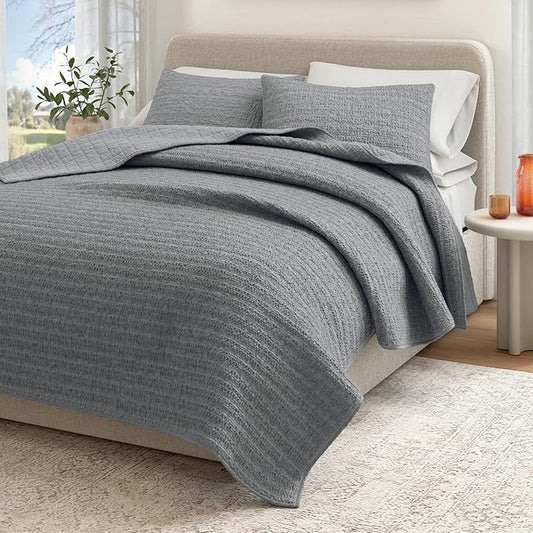 Great Bay Home King Size Blue 100% Cotton Honeycomb Waffle Quilt and Sham Set - Garment Washed, Waffle Weave Like Texture, Lightweight 3-Piece Bedding Set (Denim Blue)
