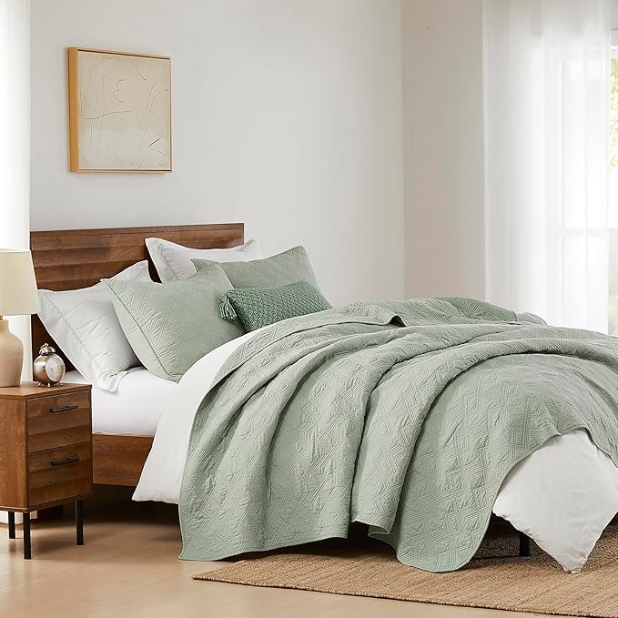 WDCOZY 100% Cotton Twin Size Quilt Set - Sage Green Pre-Washed Soft Lightweight Modern Bedspread, Farmhouse Country Rustic Coverlet, Textured Like Linen, Shabby Chic Gauze Bedding, 2 Pieces