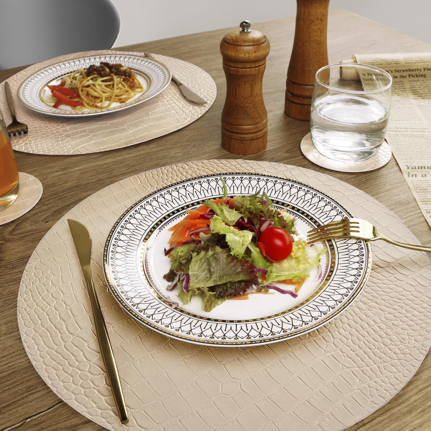 Jovono Round Leather Placemats for Round Tables Set of 8, Beige Place Mats and Coasters, Wipeable Waterproof Heat Resistant Table Mats Easy to Care for Indoor Decor 14 inch Diameter