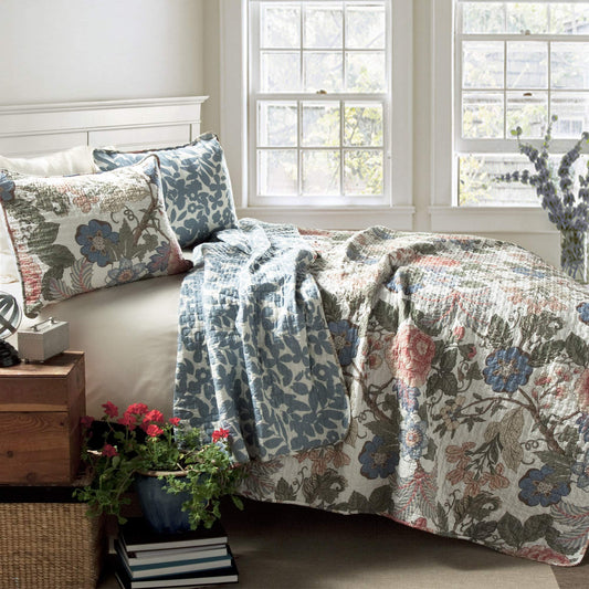 Lush Decor Sydney Reversible Cotton Quilt Set Cotton Bedding, 3 Piece Set, King, Green & Blue - Bedding Set - Blue Floral Quilt - Cottage Decor - Bedding King Size