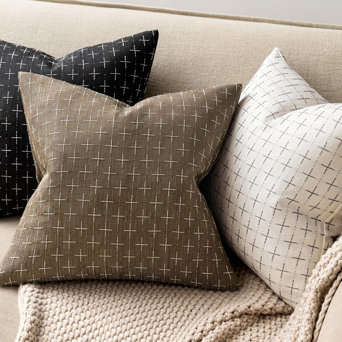 MIULEE Pack of 2 Decorative Burlap Linen Spring Throw Pillow Covers Farmhouse Pillowcases Modern Rustic Woven Textured Cushion Cover for Sofa Couch Bed 20x20 Inch Taupe