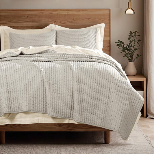 COOLXTRA Lightweight Quilted Bedspread Quilt Set, Pre-Washed Brushed Microfiber, Handmade-Look Stitching, All-Season Decorative Coverlet with 2 Pillow Shams, King, Grey