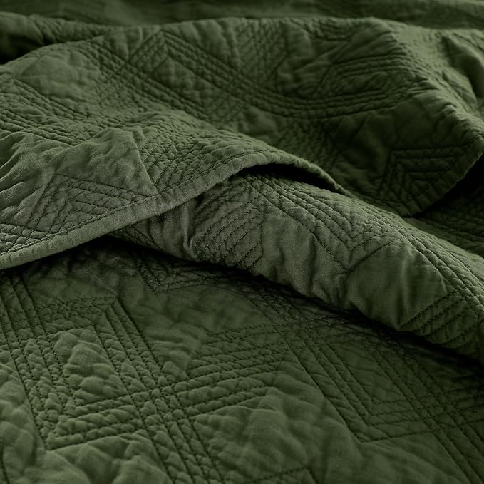 WDCOZY 100% Cotton Queen Size Quilt Set - Olive Green Pre-Washed Soft Lightweight Modern Bedspread, Farmhouse Country Rustic Coverlet, Textured Like Linen, Shabby Chic Gauze Bedding, 3 Pieces
