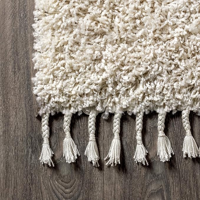 JONATHAN Y Mercer Shag Plush Tassel Cream Indoor Area Rug, 4x6, Contemporary, Modern, Easy-Cleaning for Living Room, Bedroom, Kitchen, Pet Friendly, Non-Shedding (MCR100D-4)